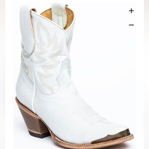 Idyllwind Women's Wheels Western Booties - Medium Toe size 8.5